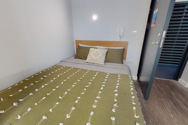 Bronze Studio Plus at iQ Pavilions, Pavilions Student Village, Ruston Way, Lincoln, LN67BQ - Image 1