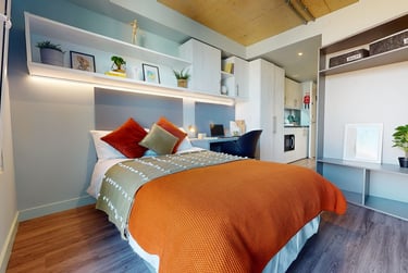 Gold Studio Premium - Image 1