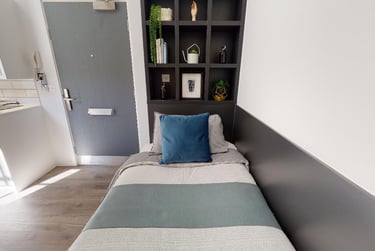 Bronze Studio at iQ Bloomsbury, 200 Euston Road, Bloomsbury, London, NW12DA - Image 1