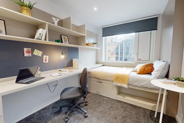 Bronze En Suite Plus - Image 1