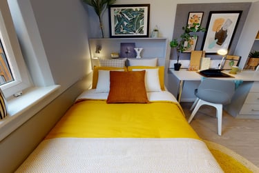 Gold En Suite - Image 1