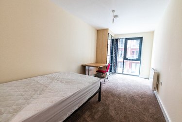 3 bed flat, Ecco, Highfield, Sheffield, S118BP - Image 7