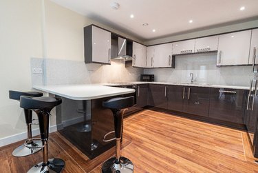 3 bed flat, Ecco, Highfield, Sheffield, S118BP - Image 2