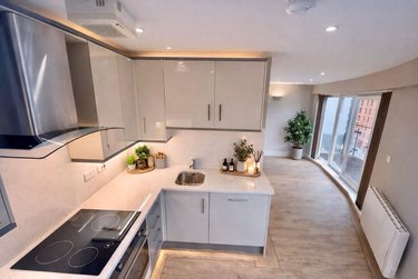 2 bed flat, Coode, Kelham Island, Sheffield, S38NR - Image 9