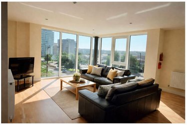 6 bed flat, 112 Ecclesall Road, Sharrow, Sheffield, S118JB - Image 1