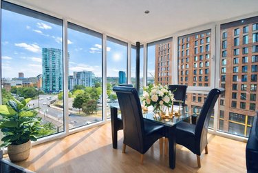 5 bed flat, 112 Ecclesall Road, Sharrow, Sheffield, S118JB - Image 1