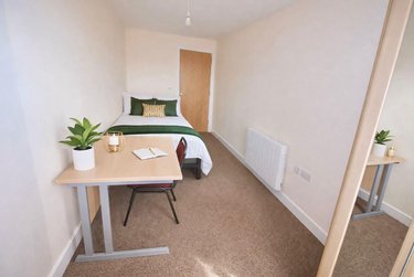 3 bed flat, 121 Fitzwilliam Street, Devonshire Green, Sheffield, S14JP - Image 7