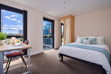 3 bed flat, 121 Fitzwilliam Street, Devonshire Green, Sheffield, S14JP - Image 4