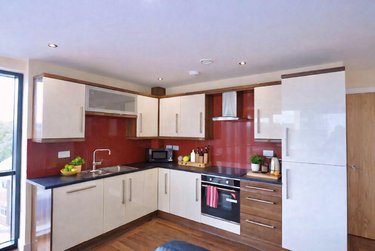 3 bed flat, 121 Fitzwilliam Street, Devonshire Green, Sheffield, S14JP - Image 3