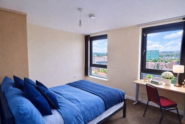 2 bed flat, 121 Fitzwilliam Street, Devonshire Green, Sheffield, S14JP - Image 5