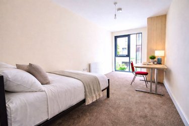 3 bed flat, Ecco, Highfield, Sheffield, S118BP - Image 11