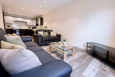 3 bed flat, Ecco, Highfield, Sheffield, S118BP - Image 4