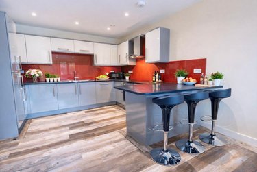 3 bed flat, Ecco, Highfield, Sheffield, S118BP - Image 2