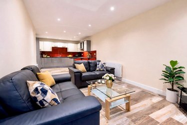 3 bed flat, Ecco, Highfield, Sheffield, S118BP - Image 3