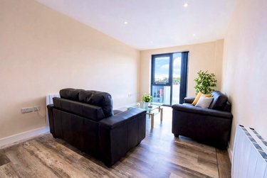 3 bed flat, Ecco, Highfield, Sheffield, S118BP - Image 3