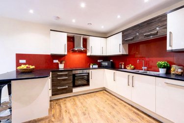 3 bed flat, Ecco, Highfield, Sheffield, S118BP - Image 2