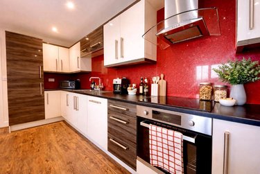 3 bed flat, Ecco, Highfield, Sheffield, S118BP - Image 2