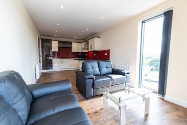 2 bed flat, Ecco, Highfield, Sheffield, S118BP - Image 3