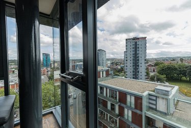 2 bed flat, Ecco, Highfield, Sheffield, S118BP - Image 11