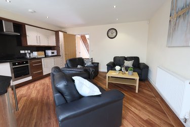 6 bed house, 6a Wilkinson Street, Devonshire Green, Sheffield, S102GA - Image 1