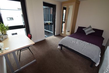 4 bed flat, 121 Fitzwilliam Street, Devonshire Green, Sheffield, S14JP - Image 6