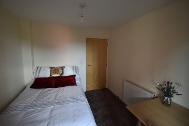 6 bed flat, Apt 2, 112 Ecclesall Road, Sharrow, Sheffield, S118JB - Image 11