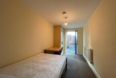 6 bed flat, Apt 4, 116 Ecclesall Road, Sharrow, Sheffield, S118JB - Image 10