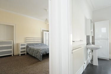 6 bed house, May Terrace, St Judes, Plymouth, PL48PP - Image 14