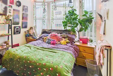 5 bed house, Beatrice Avenue, Lipson, Plymouth, PL48QA - Image 1