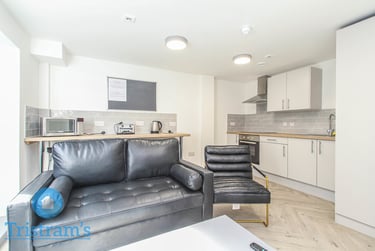 5 bed flat, Talbot Street, Nottingham, NG15GL - Image 2