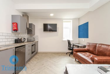 1 bed studio, Victoria Street, Derby, DE11ES - Image 1