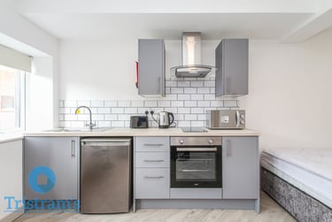 1 bed studio, Victoria Street, Derby, DE11ES - Image 3