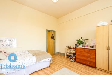 3 bed flat, Waterloo Road, Nottingham, NG74AU - Image 4