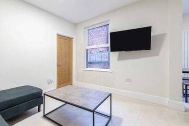 6 bed house, Derby Road, Nottingham, NG72DP - Image 3