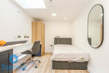 1 bed studio, Lenton Boulevard, Nottingham, NG72BY - Image 3