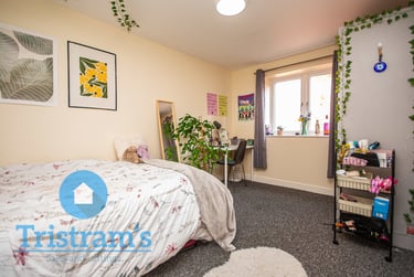 4 bed flat, North Sherwood Street, Nottingham, NG14EN - Image 3