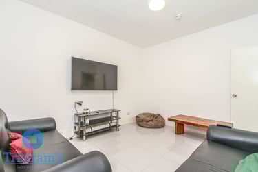 5 bed house, Abbey Road, Nottingham, NG92QH - Image 4