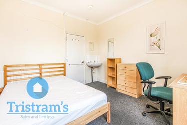 4 bed house, Claude Street, Nottingham, NG72LA - Image 2