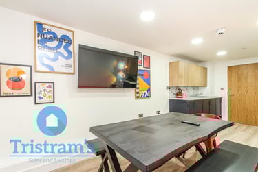6 bed flat, 203 Ilkeston Road, Nottingham, NG72BY - Image 2