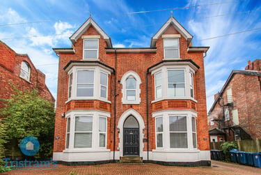 3 bed flat, Melton Road, West Bridgford, Nottingham, NG27NW - Image 1