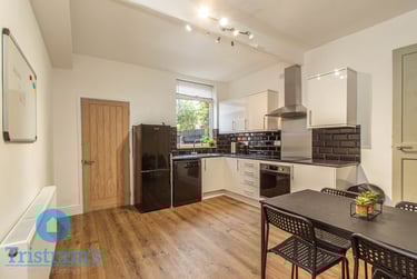 2 bed house, Lonsdale Road, Radford, Nottingham, NG73DU - Image 2