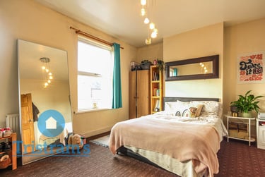 3 bed house, Leslie Road, Nottingham, NG76PR - Image 2