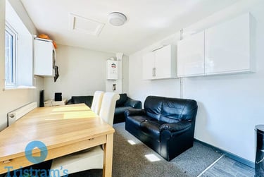 6 bed house, Derby Grove, Radford, Nottingham, NG71PE - Image 5