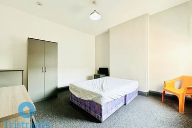 6 bed house, Derby Grove, Radford, Nottingham, NG71PE - Image 7