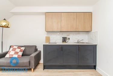 1 bed studio, Lenton Boulevard, Nottingham, NG72BY - Image 6