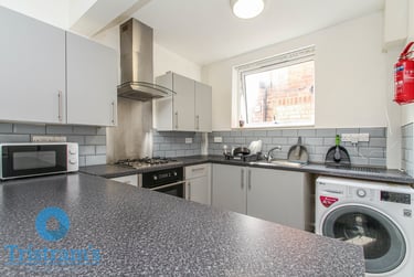 5 bed house, Lower Road, Nottingham, NG92GT - Image 3
