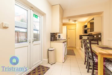 5 bed house, Hungerton Street, Nottingham, NG71HL - Image 4