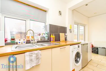 4 bed house, Loughborough Road, Nottingham, NG27JS - Image 4