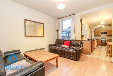 5 bed house, Bute Avenue, Nottingham, NG71QB - Image 2