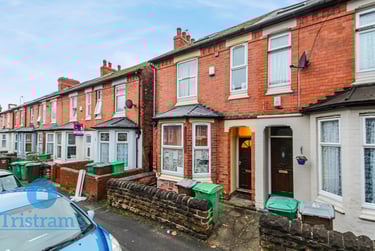 5 bed house, Bute Avenue, Nottingham, NG71QB - Image 3
